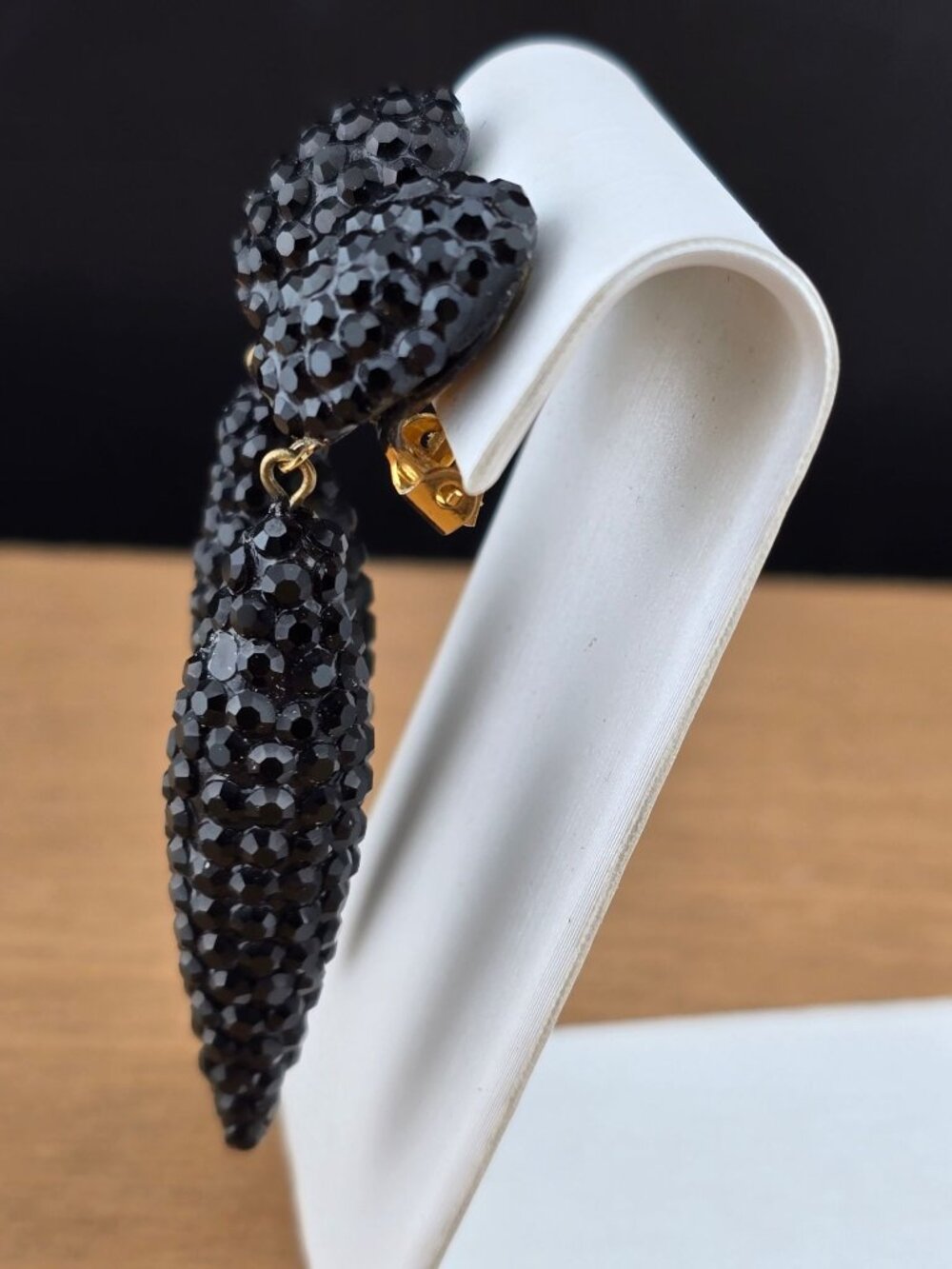 Vintage Richard Kerr Black Pave Rhinestone Drop Clip-On Earrings Statement READ - Picture 3 of 8